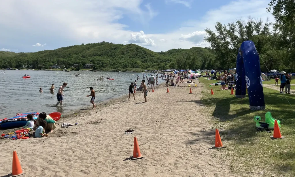 Echo Valley Provincial Park's Echo Beach busy in 2024